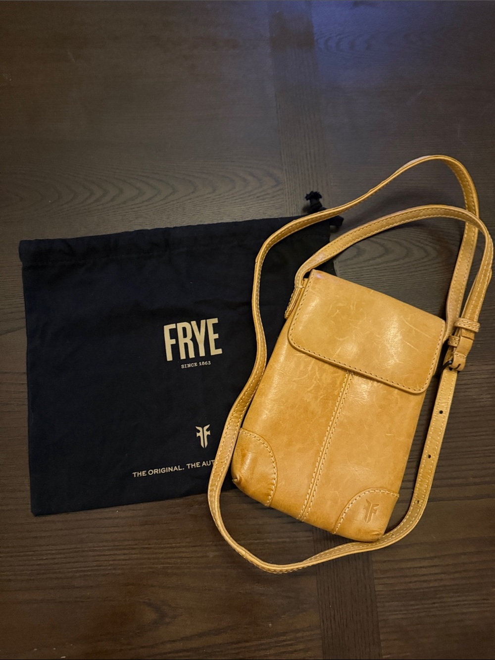Frye Melissa Lanyard Phone Crossbody Wallet in Tan Leather with Dust Bag